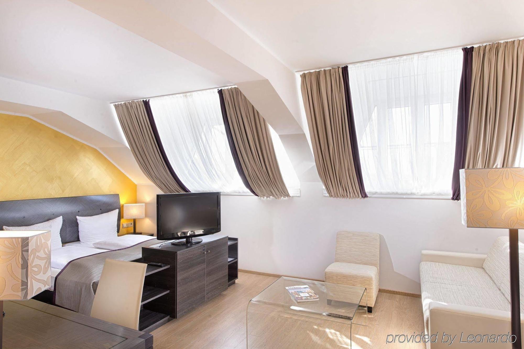 Wyndham Duisburger Hof Hotell Rom bilde
