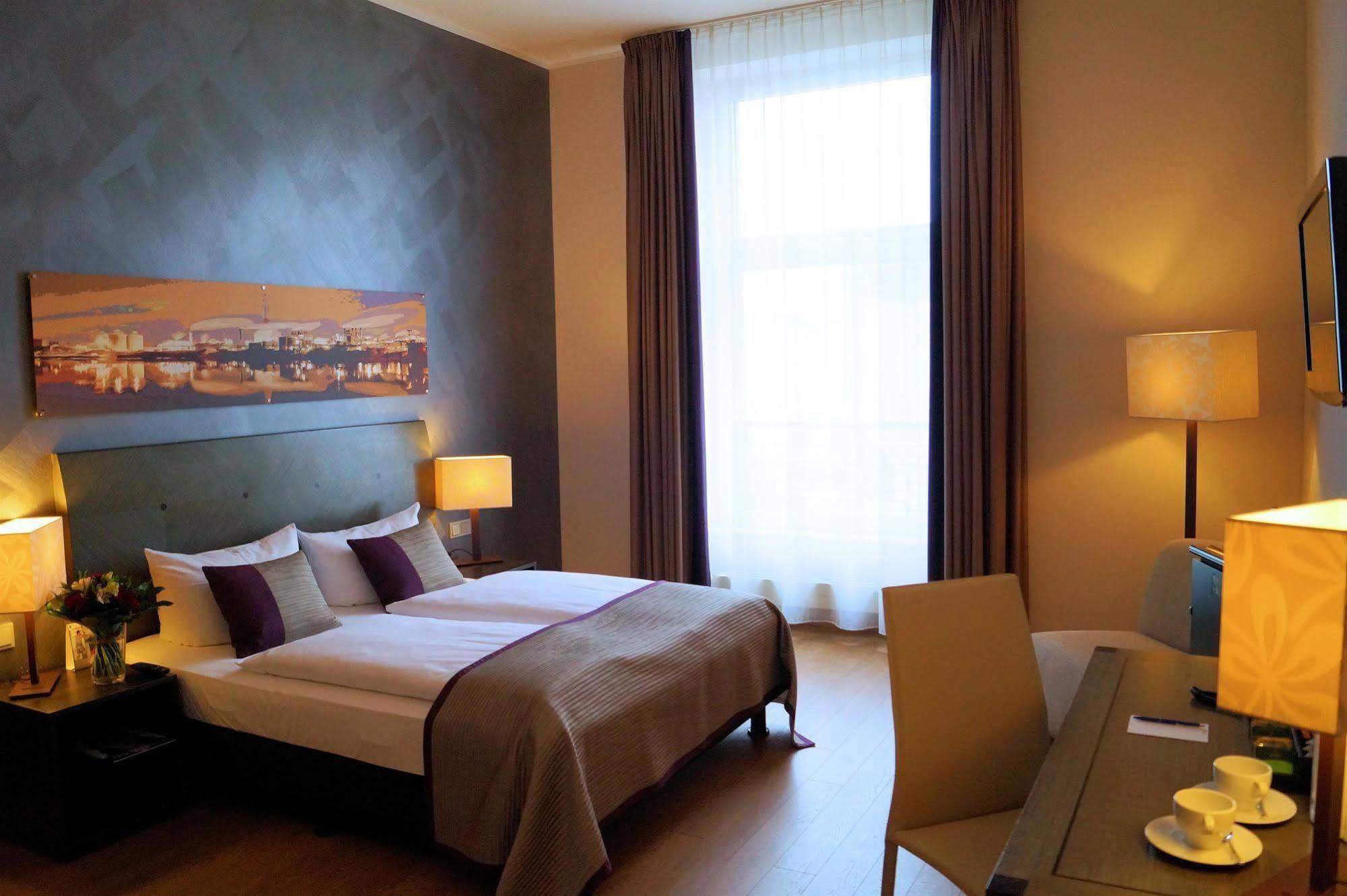 Wyndham Duisburger Hof Hotell Eksteriør bilde